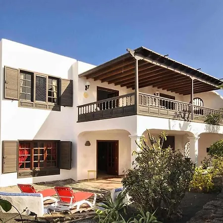 Casa Jardin Ideal Familias Вилла *